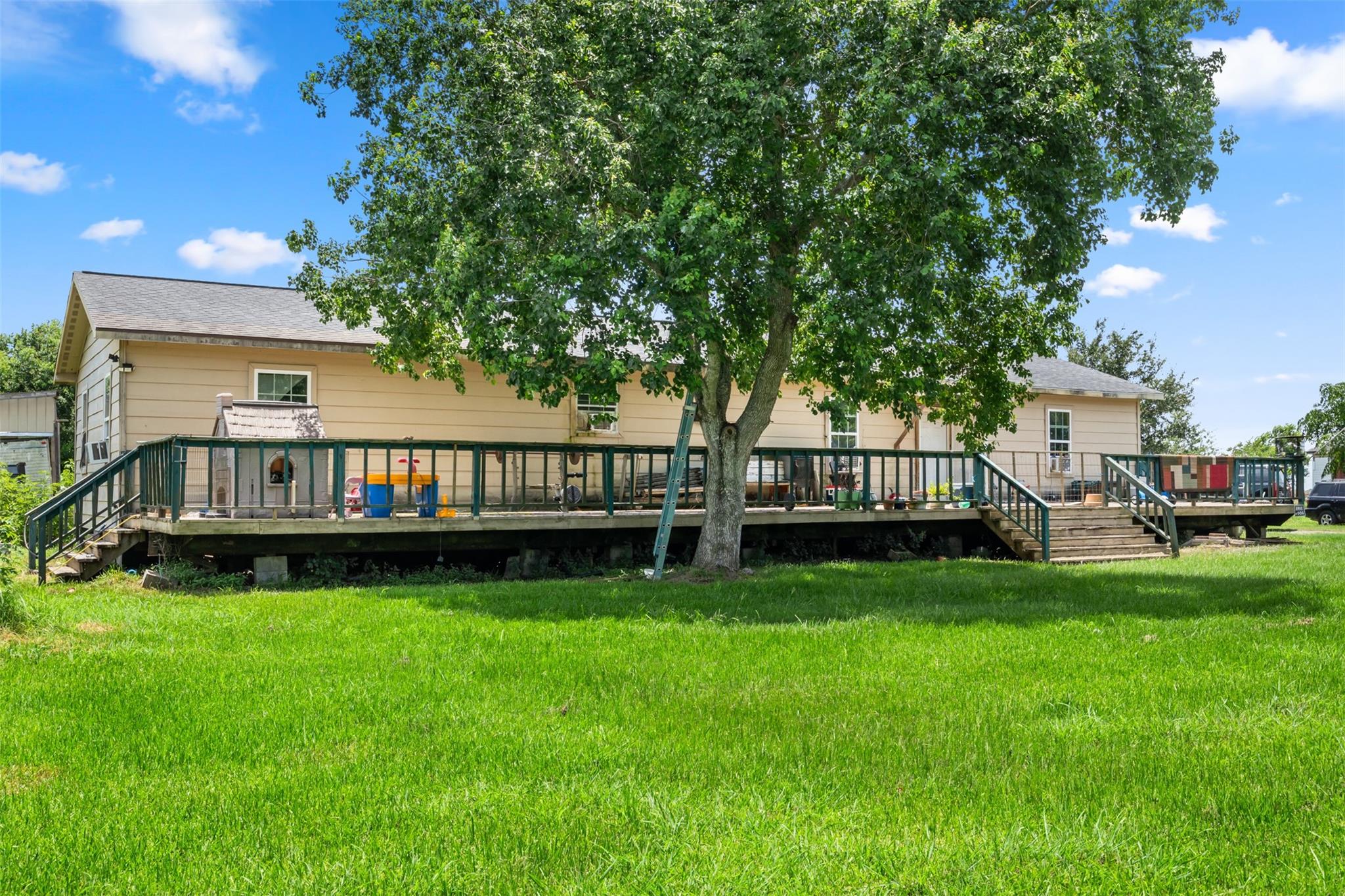 15510 Marek Lane