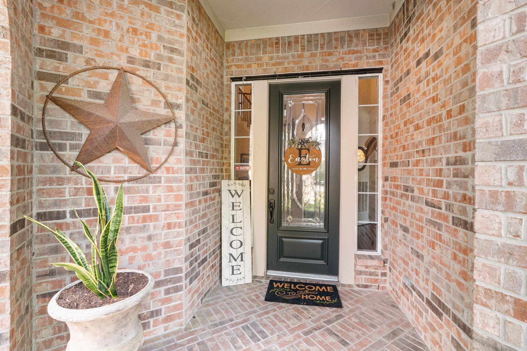 27 Wooded Path Place