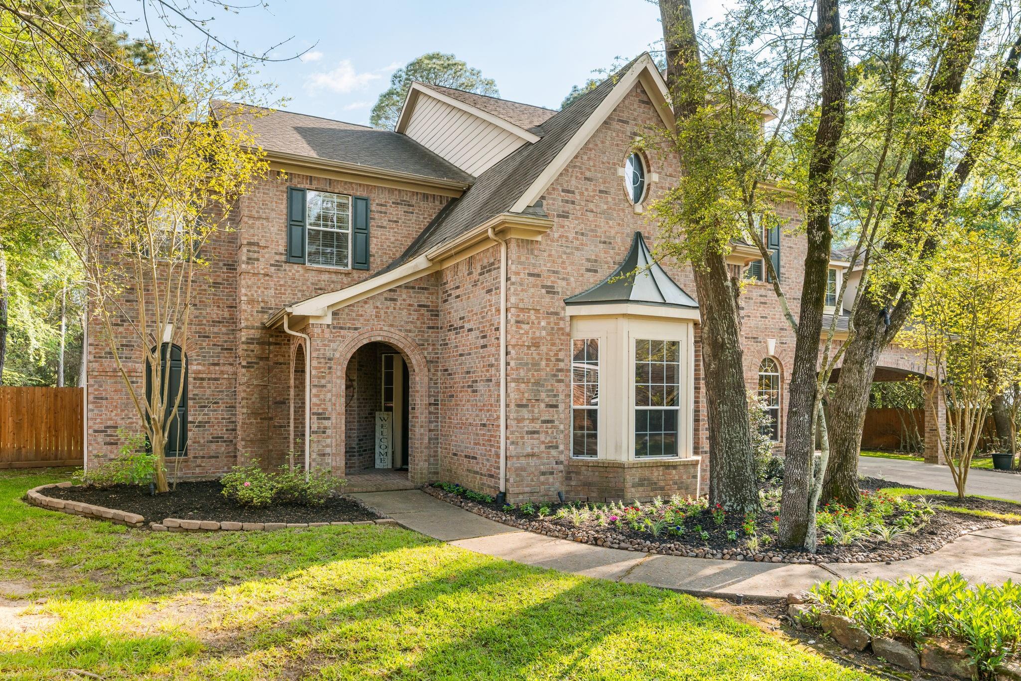 27 Wooded Path Place