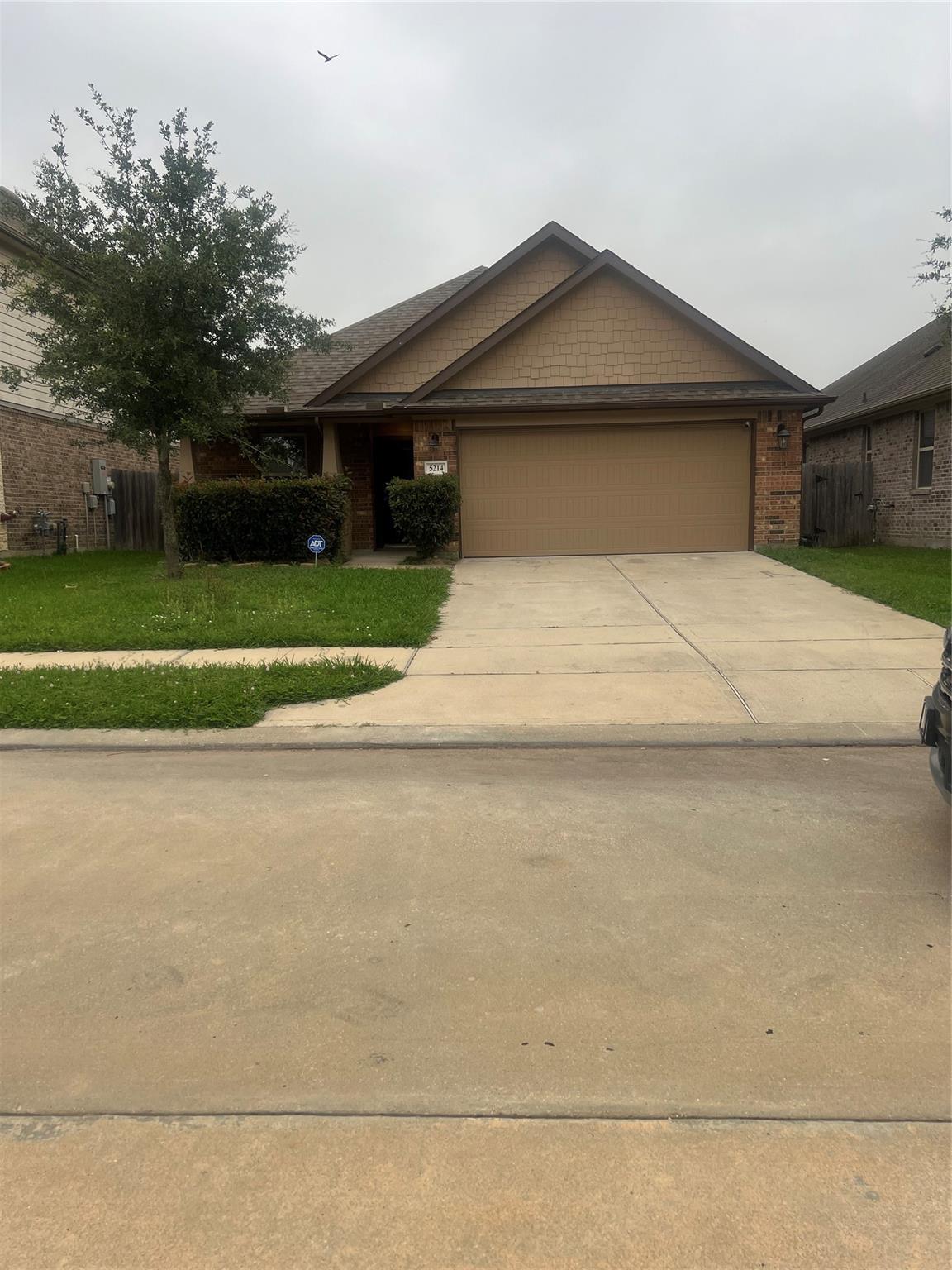 5214 Monarch Belle Lane