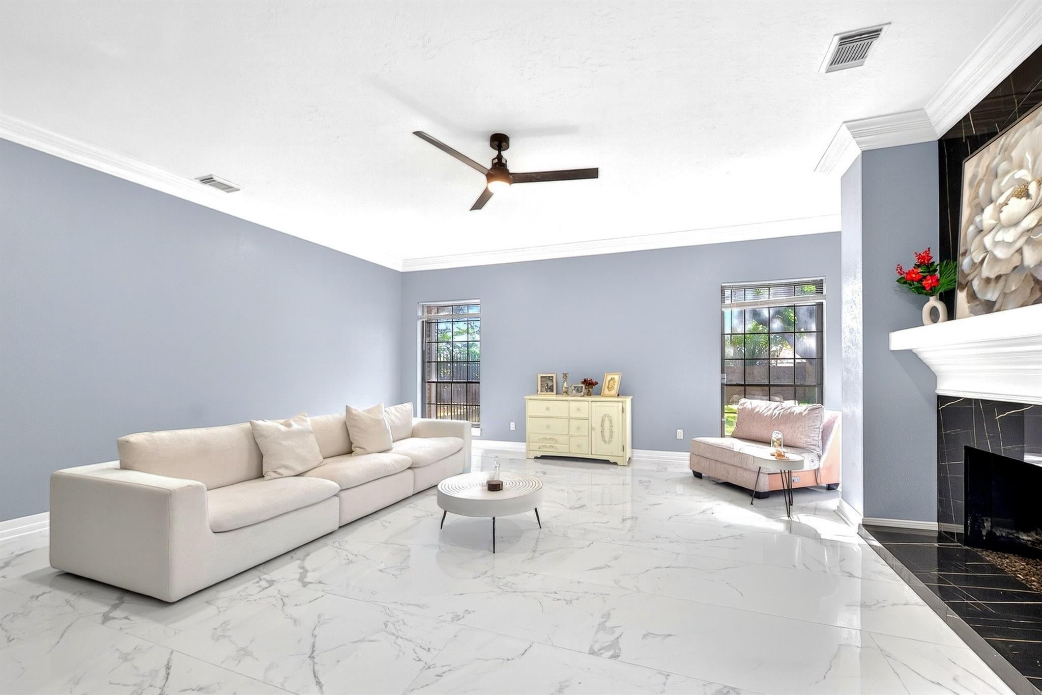 1615 Kelliwood Oaks Drive