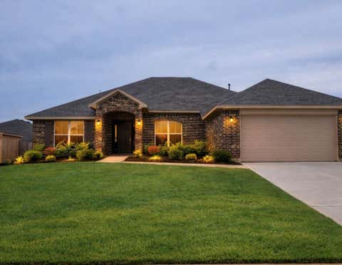 Homes For Sale - 4310 Karam Landing Lndg<br/> Dickinson, TX 77539