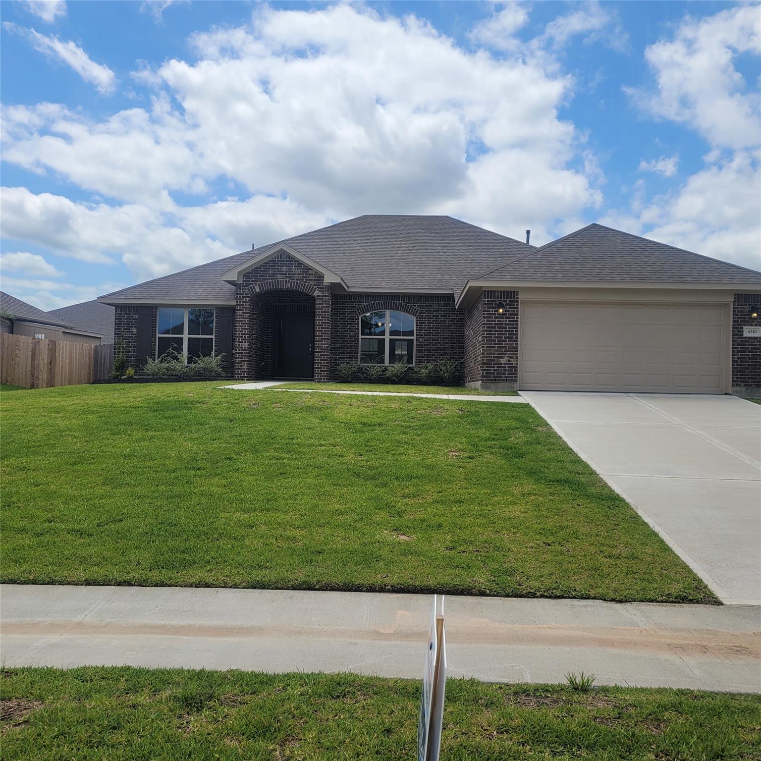 Photo 1 of 30 — 4310 Karam Landing, Dickinson, TX 77539
