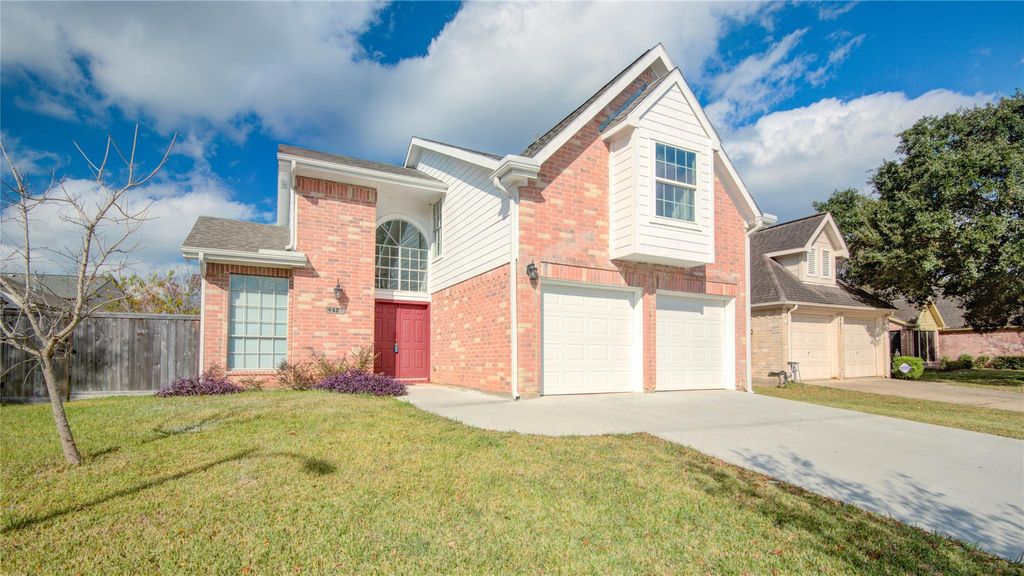 Photo of 4427 Waterfall Way, Sugar Land, TX 77479 (MLS # 87239726)