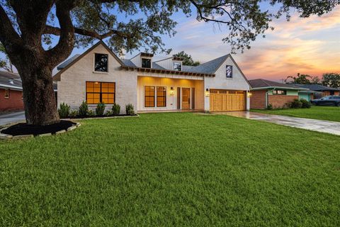 6227 Grovewood Lane Houston TX 77008