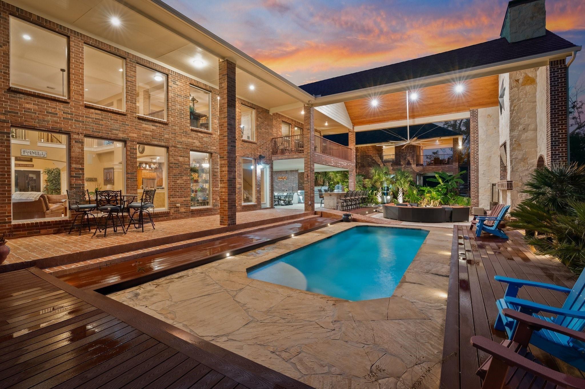 607 Oyster Shell Court