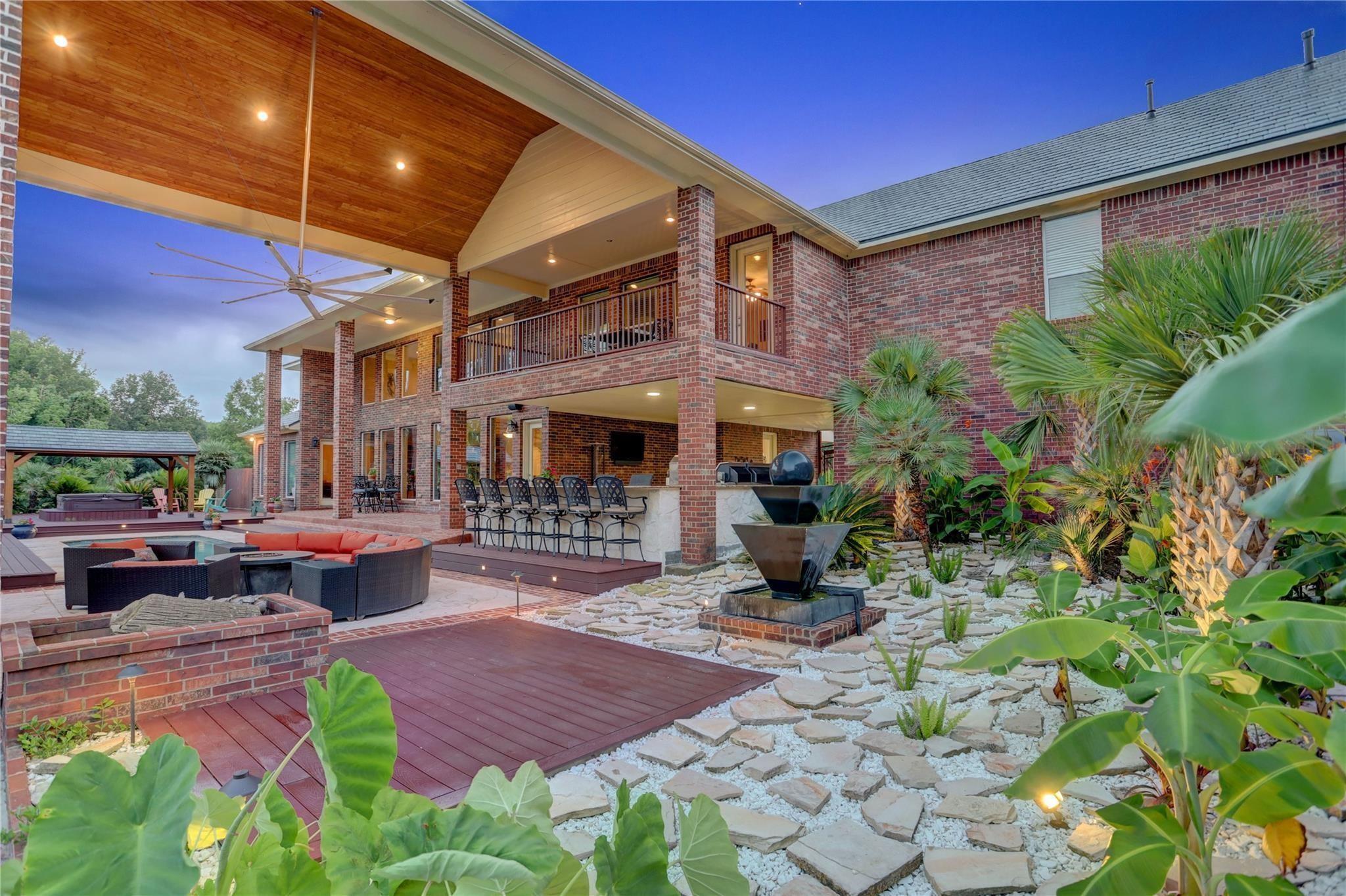 607 Oyster Shell Court