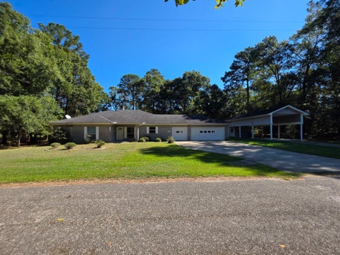 Photo of 210 Hickory, Village Mills, TX 77663 (MLS # 41075147)