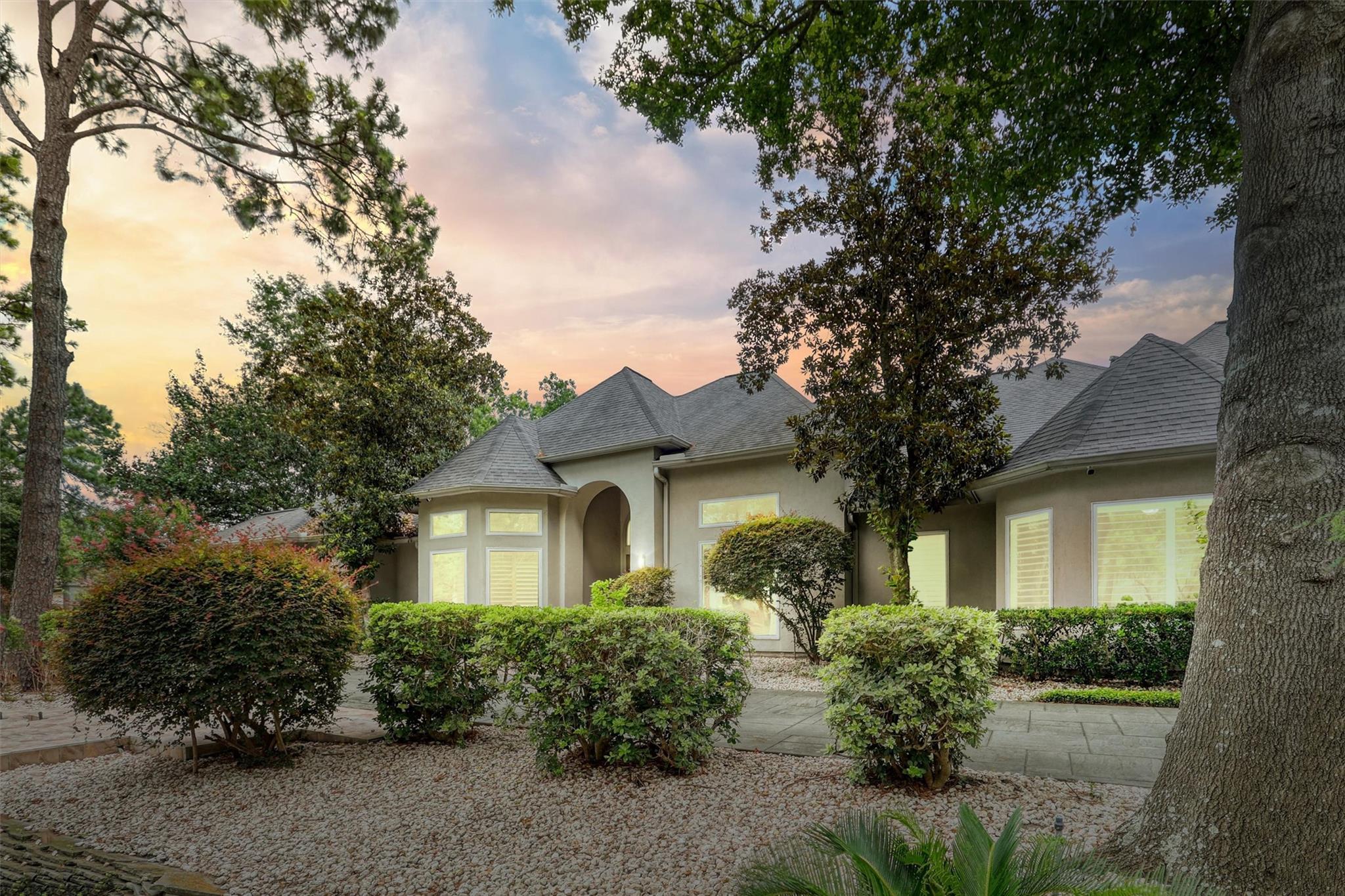 51 Wincrest Falls Drive