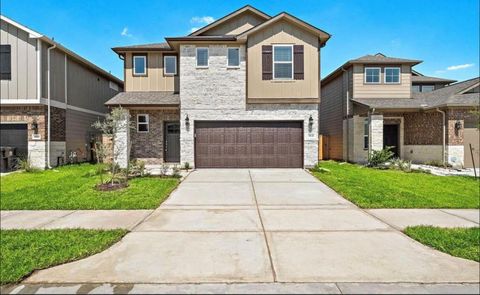 Photo of 5631 Giving Grace Way, Houston, TX 77048 (MLS # 46570324)