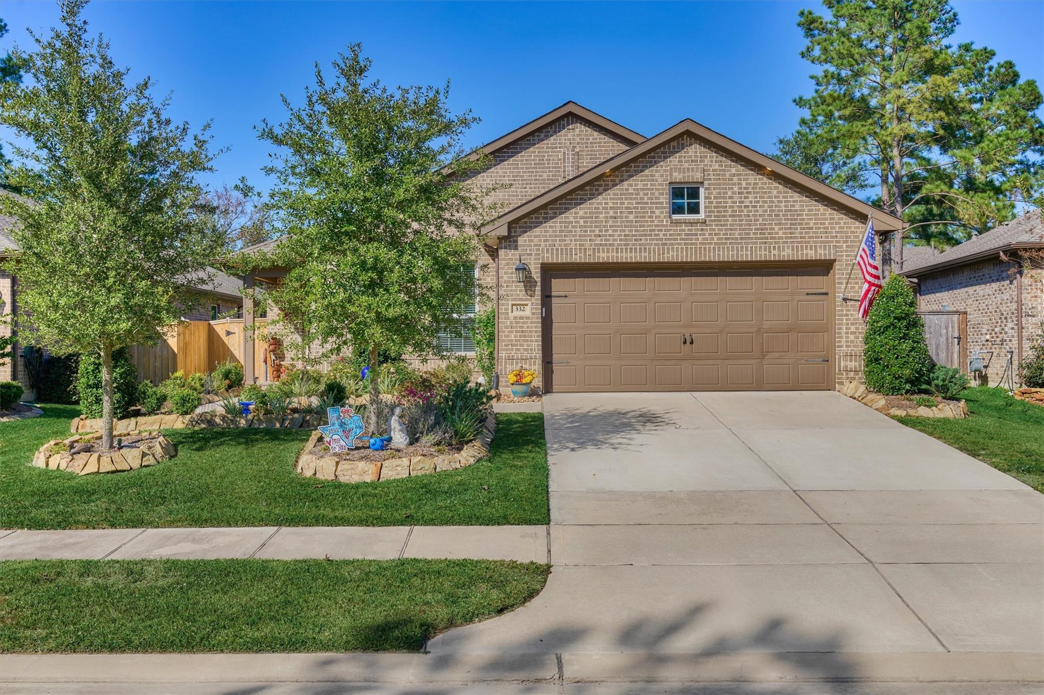 332 N Arrowhead Lane