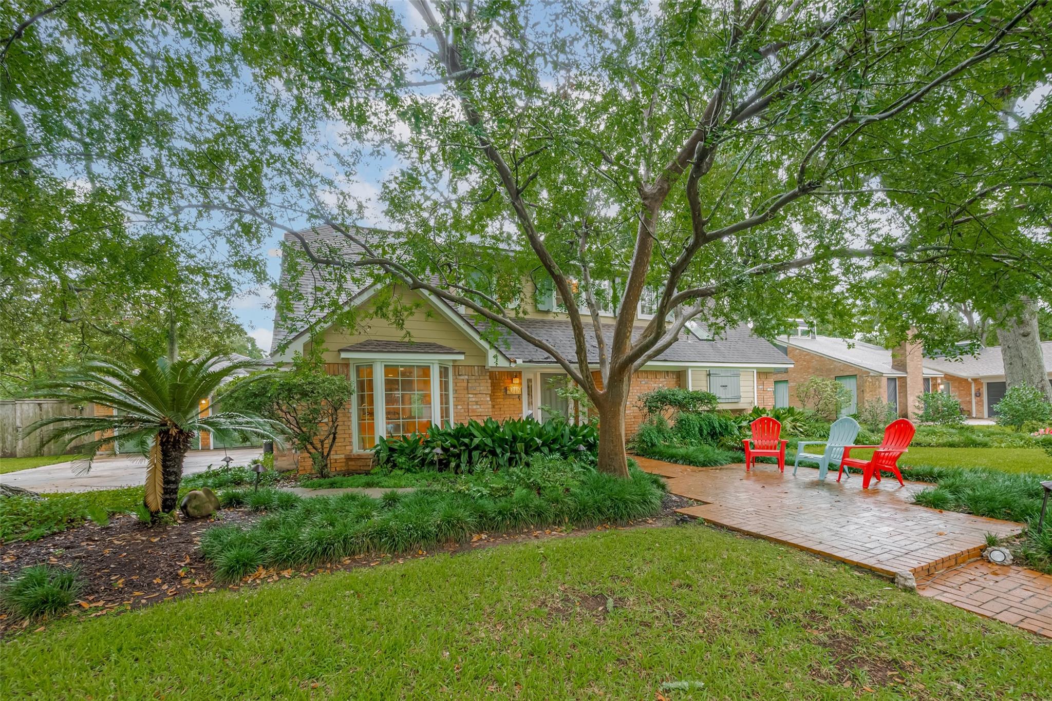 219 Huckleberry Dr, Lake Jackson, TX, 77566