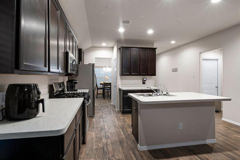 Photo of 518 Poppy Field Court, Rosharon, TX 77583 (MLS # 63207026)