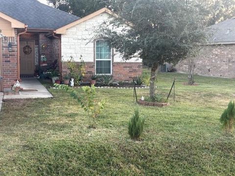 Photo of 338 County Road 3558, Cleveland, TX 77327 (MLS # 8543727)