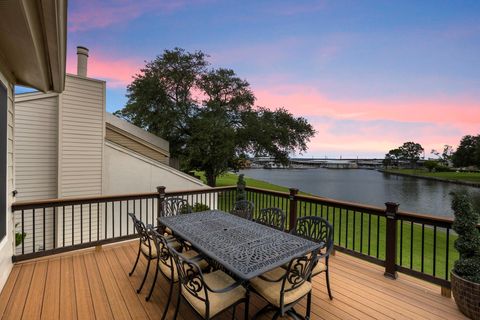Photo of 3930 Knollcrest Drive, Montgomery, TX 77356 (MLS # 14532808)