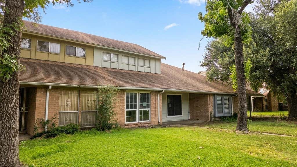 Photo of 5710 Easthampton Drive #C, Houston, TX 77039 (MLS # 25411276)