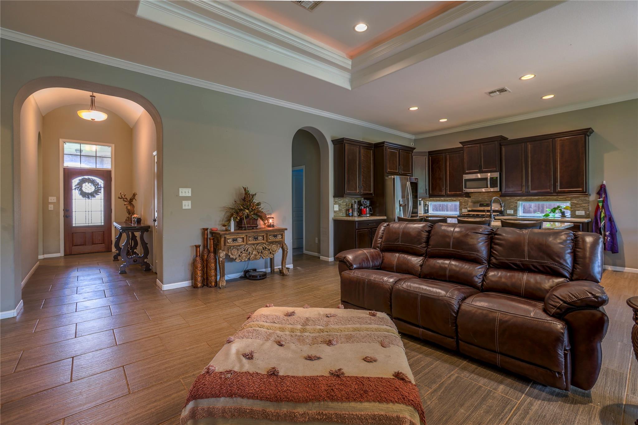 2505 Hailes Lane