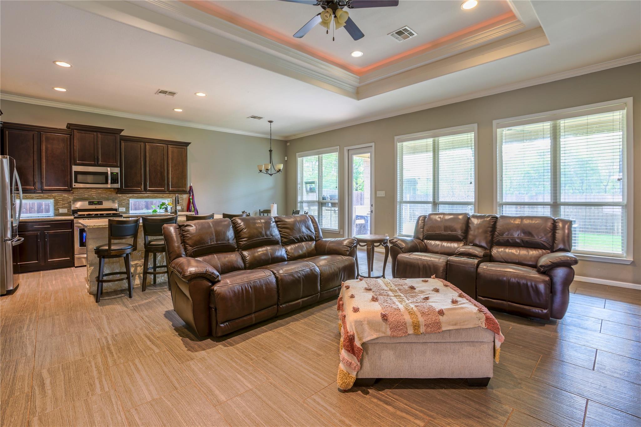 2505 Hailes Lane