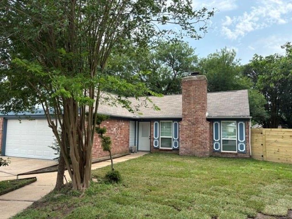 Photo of 12011 Roan Drive, Houston, TX 77065 (MLS # 37309916)