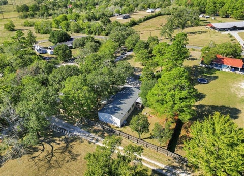 Photo of 5 Mosley Lane, Huntsville, TX 77320 (MLS # 66444367)
