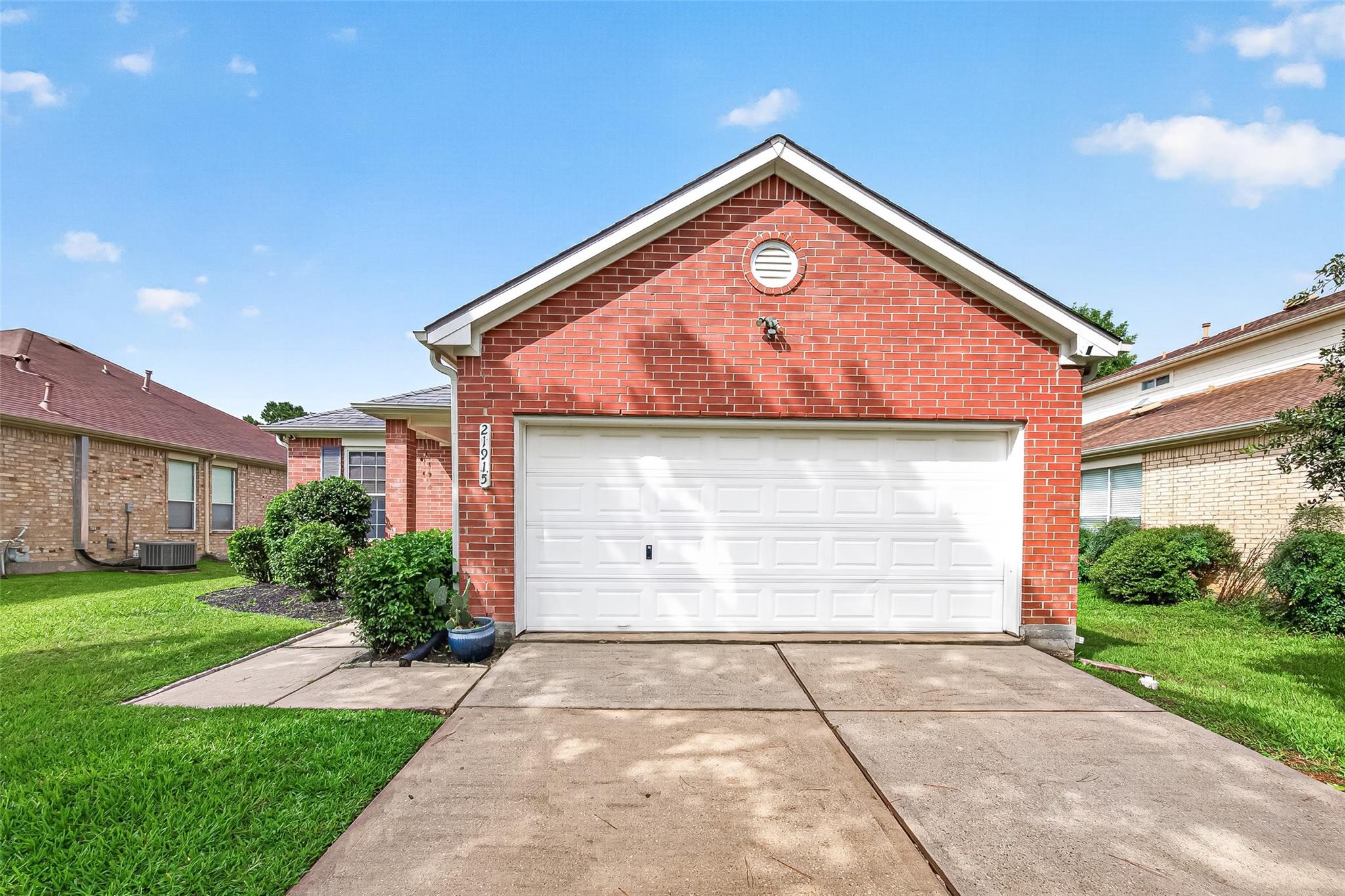 21915 Willow Shadows Drive