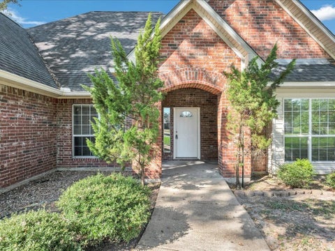 Photo of 227 Remington Place, Hudson, TX 75904 (MLS # 31224105)