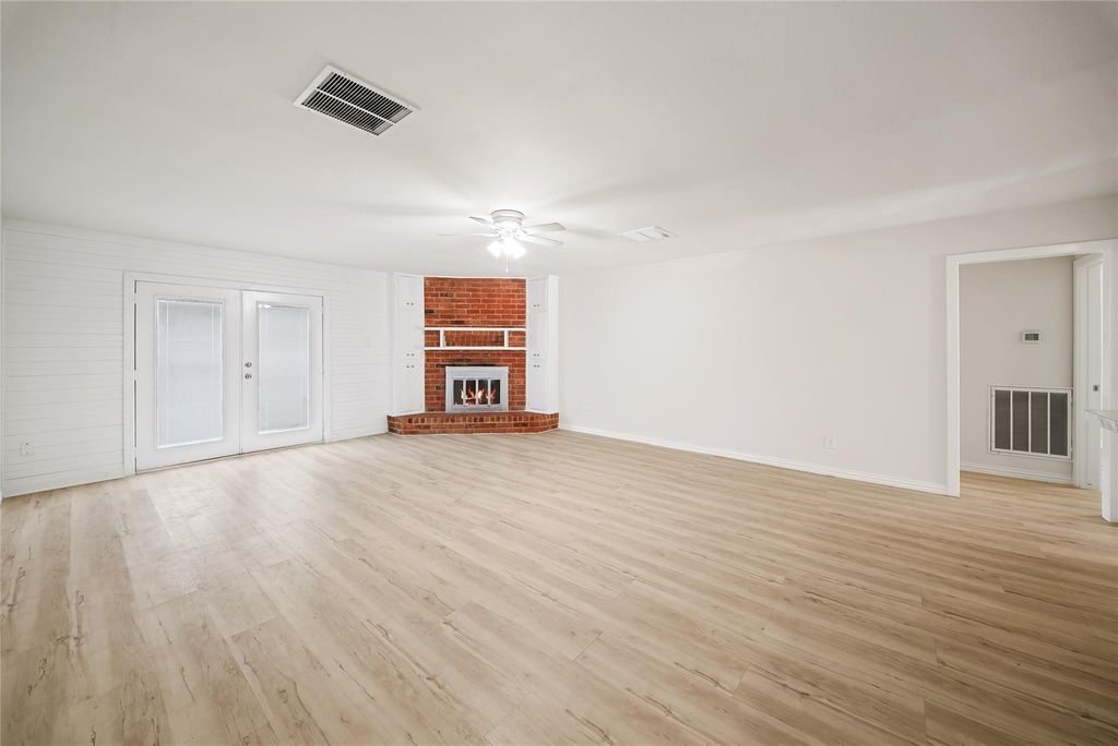 Photo of 8606 Parkhill Forest Drive, Houston, TX 77088 (MLS # 29516279)