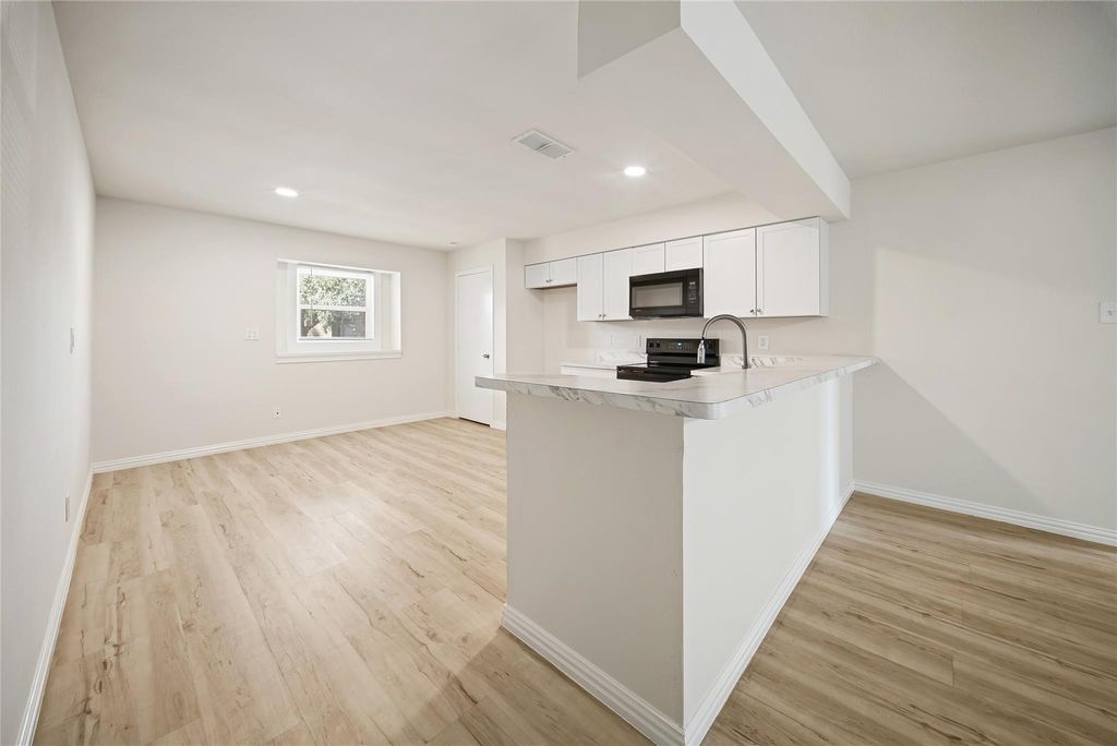 Photo of 8606 Parkhill Forest Drive, Houston, TX 77088 (MLS # 29516279)