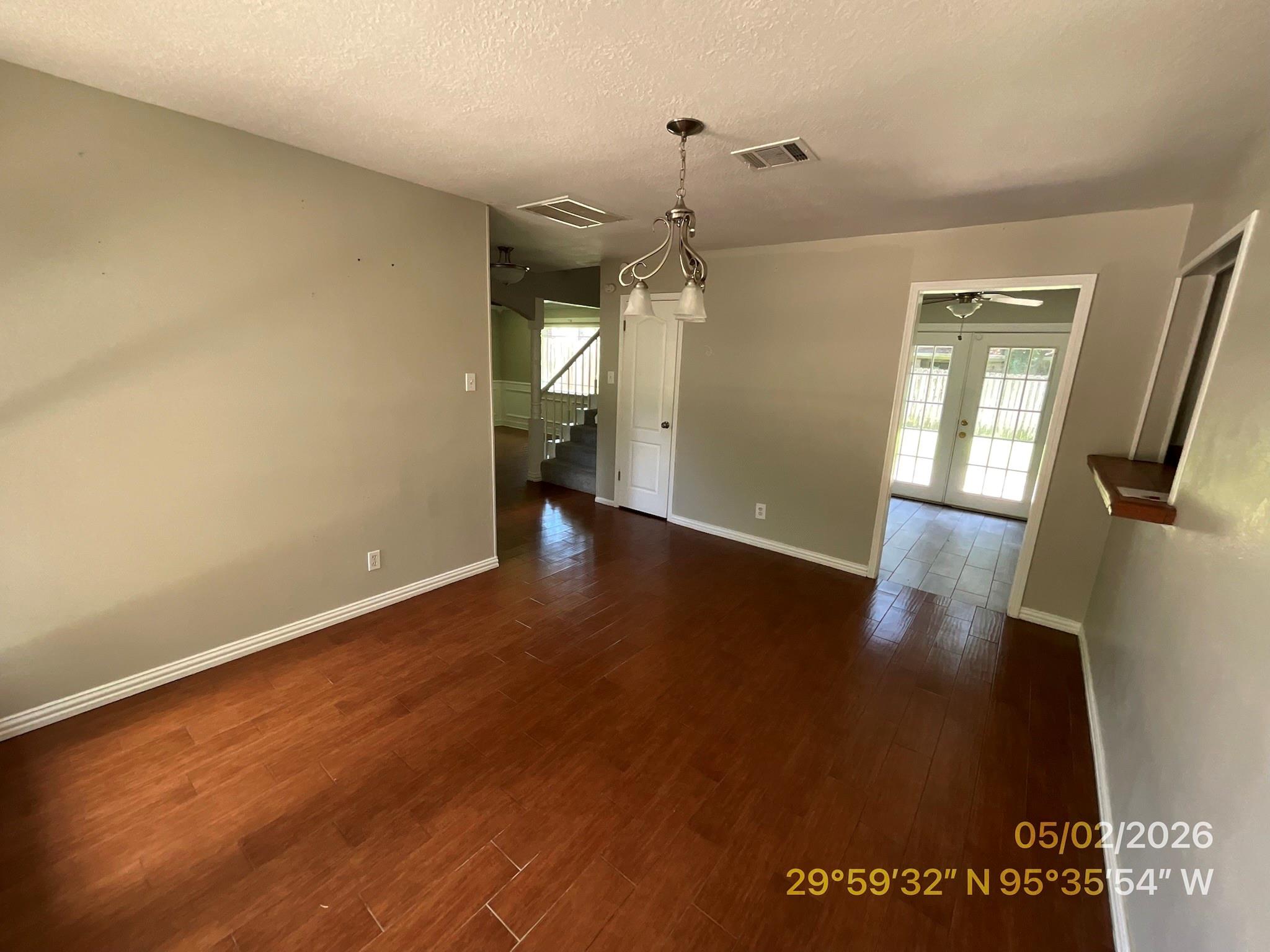 15010 Rolling Oaks Drive