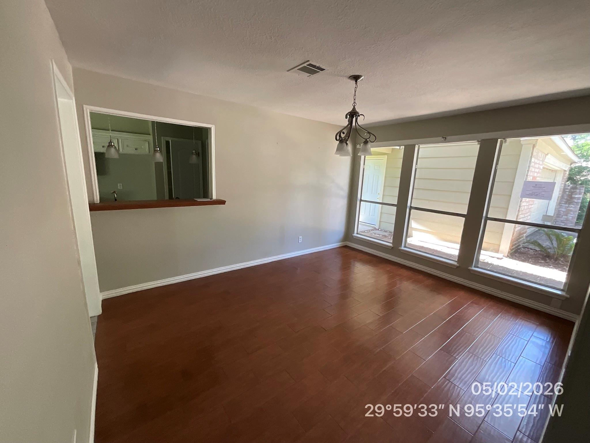 15010 Rolling Oaks Drive