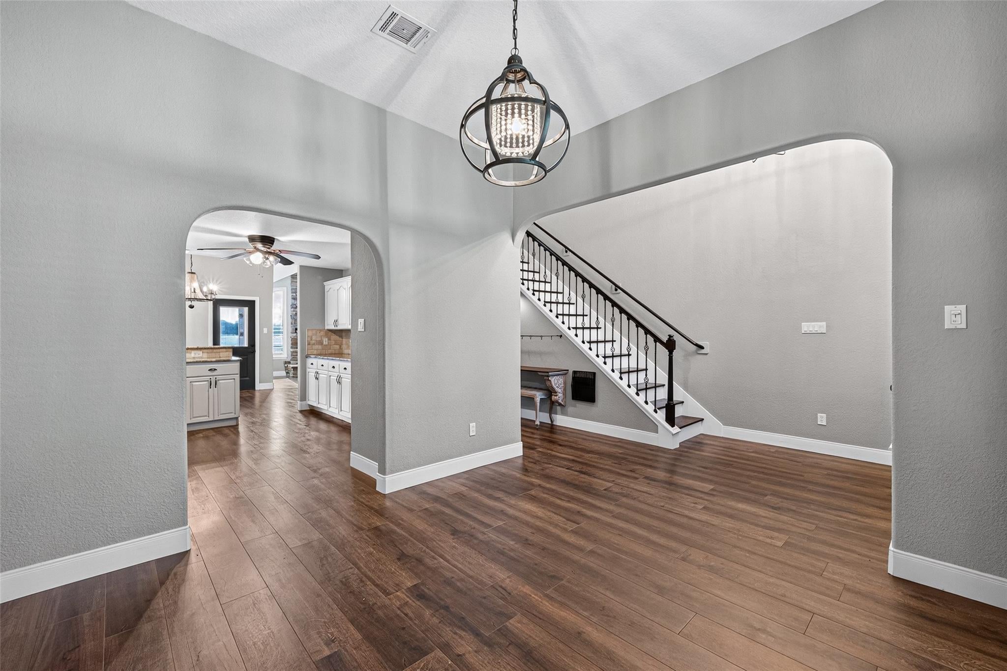 3903 Dawn Lane