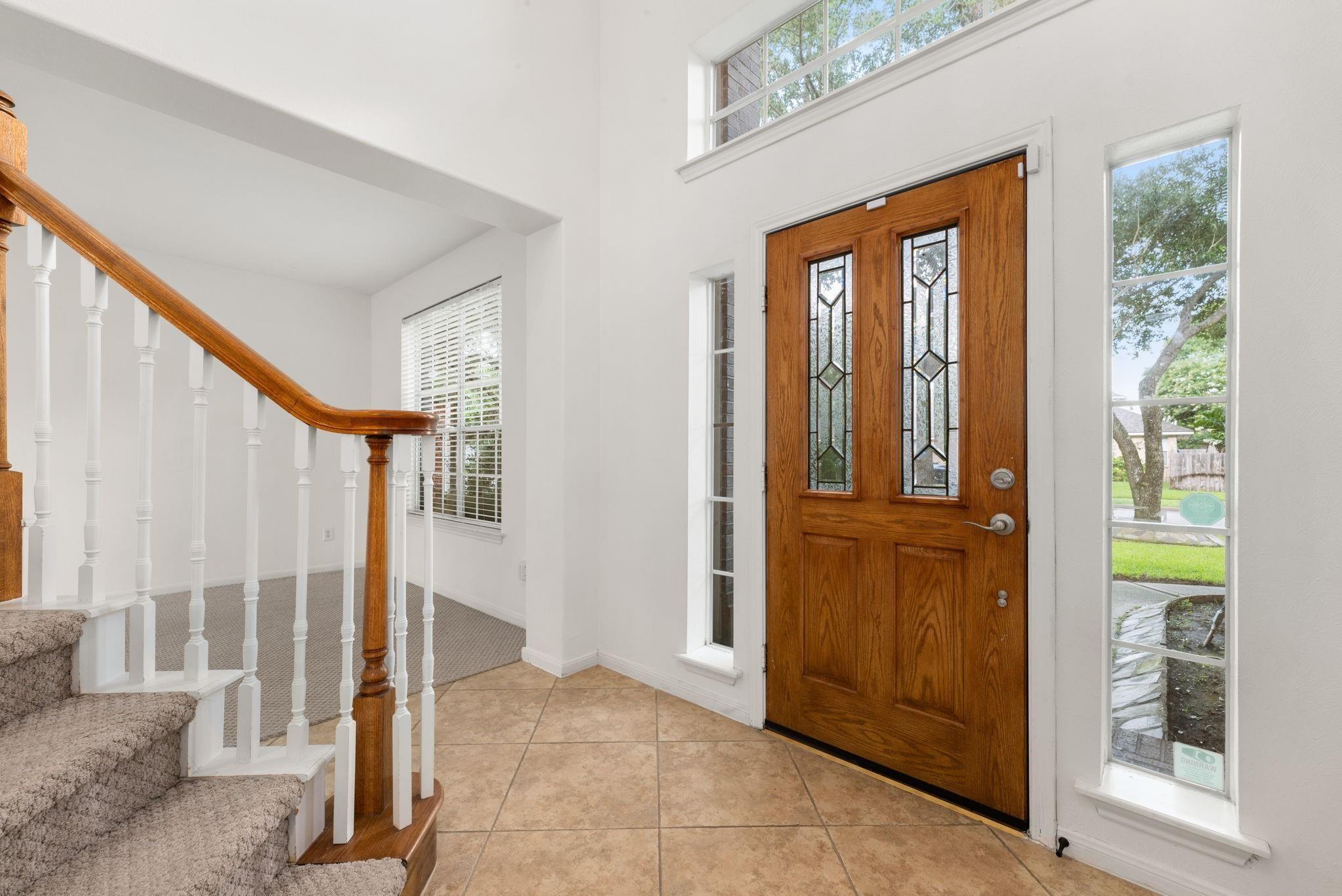 1814 Foster Leaf Lane