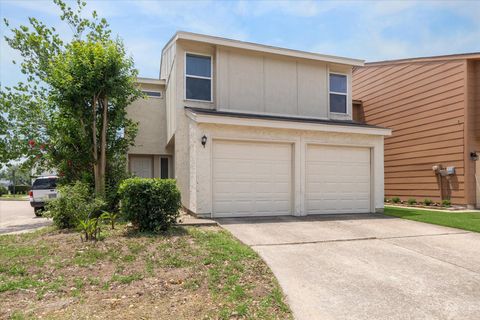 Photo of 10311 Richmond Hill Drive, Houston, TX 77041 (MLS # 36962441) Photo of 10311 Richmond Hill Drive, Houston, TX 77041 (MLS # 36962441)