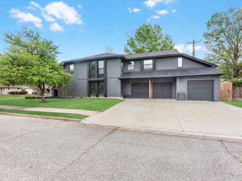 Photo of 5041 Nina Lee Lane, Houston, TX 77092 (MLS # 69702983)