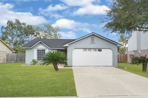 Photo of 2518 Northern Drive, League City, TX 77573 (MLS # 13173447)