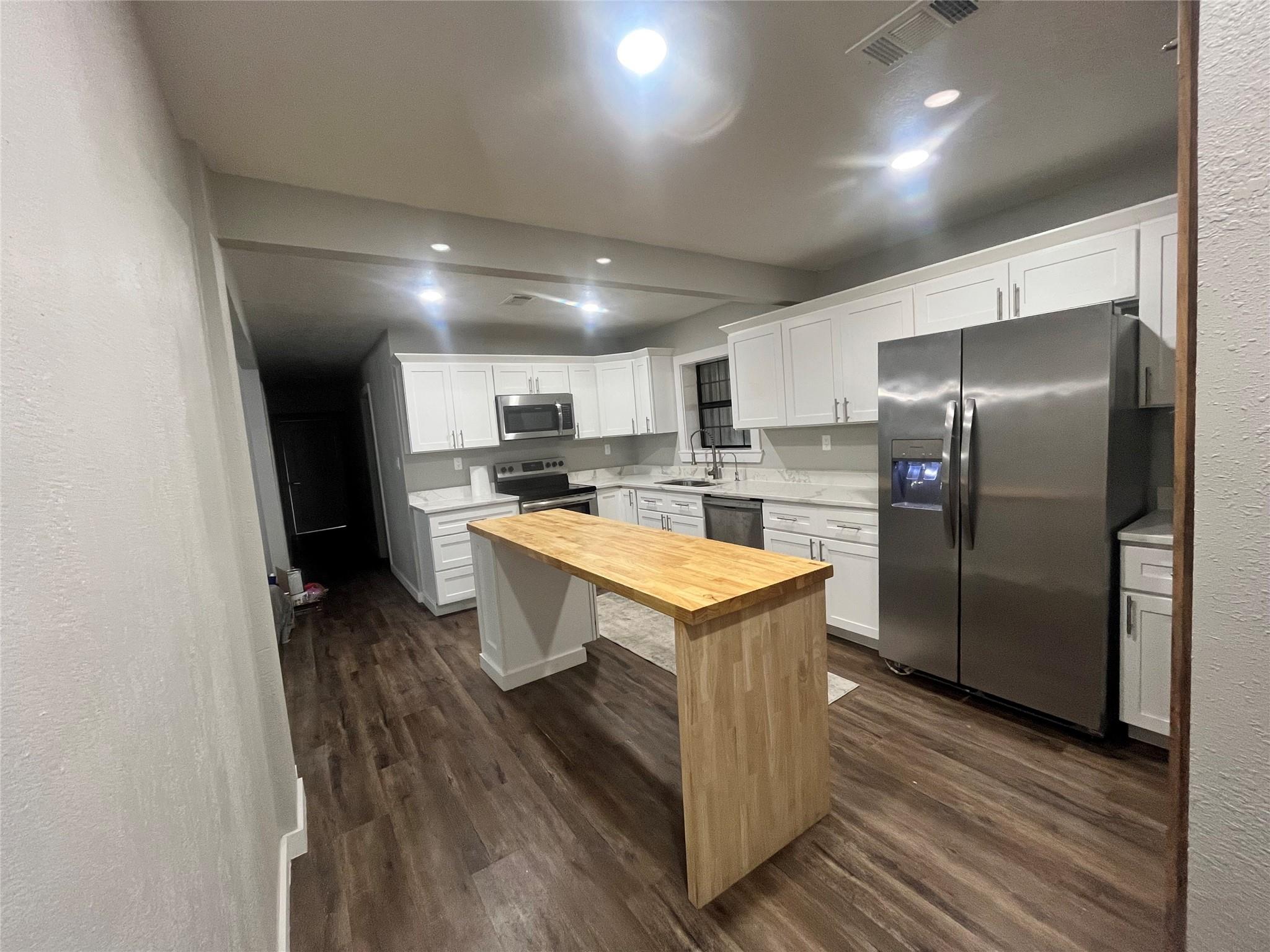 5610 Private Road 4015
