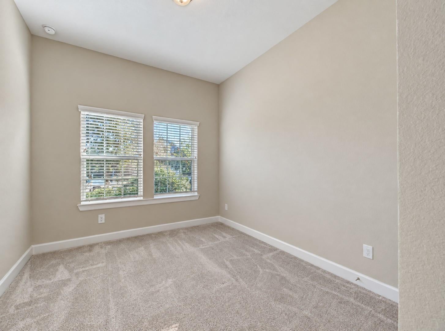 3439 Saucy Sage Street