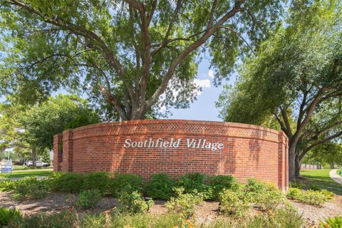 Photo of 2935 Auburn Drive, Pearland, TX 77584 (MLS # 24555783) Photo of 2935 Auburn Drive, Pearland, TX 77584 (MLS # 24555783)