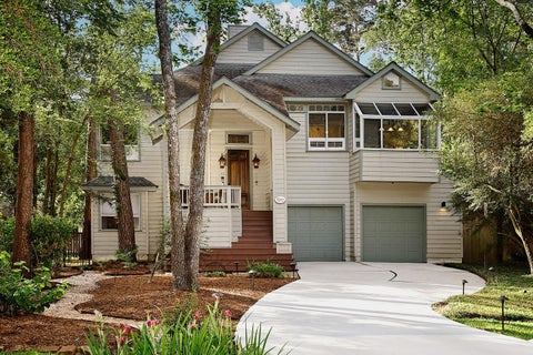 Photo of 18 S Slash Pine Park, The Woodlands, TX 77380 (MLS # 43124350)