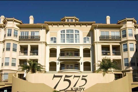 Condo For Rent - 7575 Kirby Drive #2304<br/> Houston, TX 77030