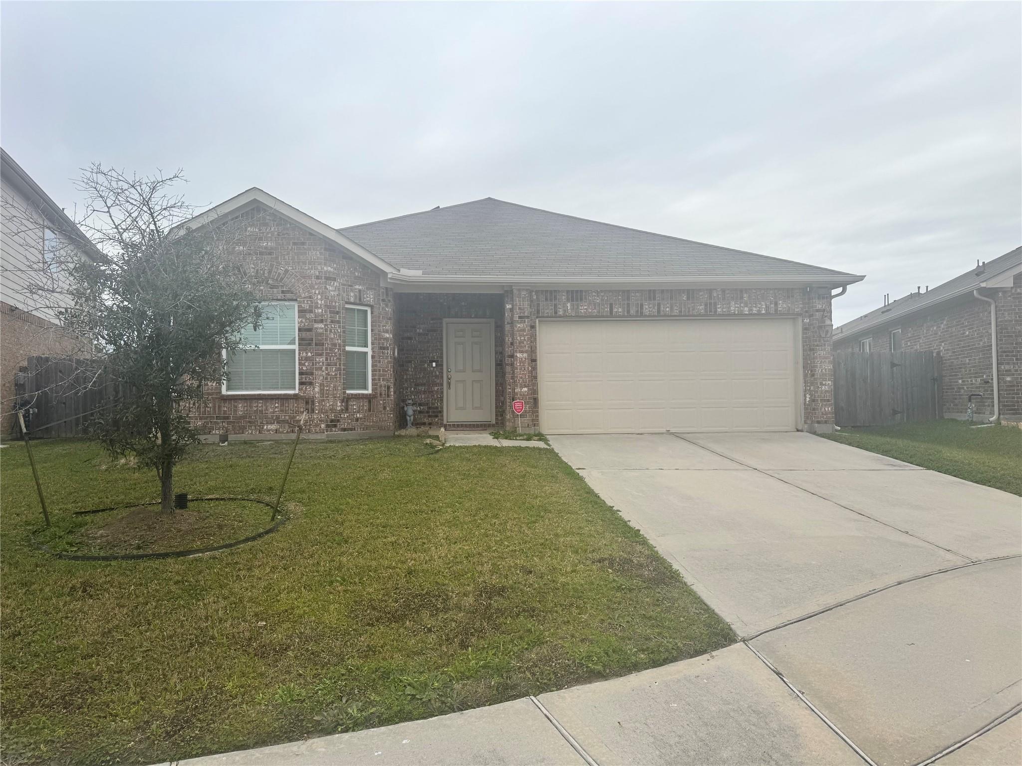 22739 Highland Maple Court