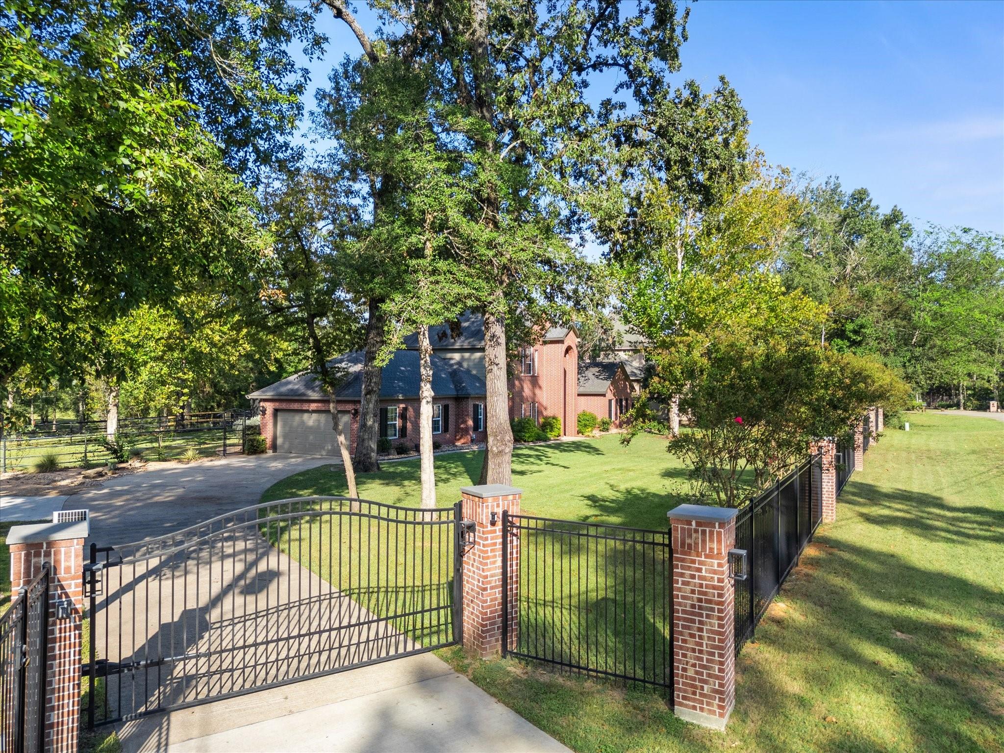 2403 Conastoga Court