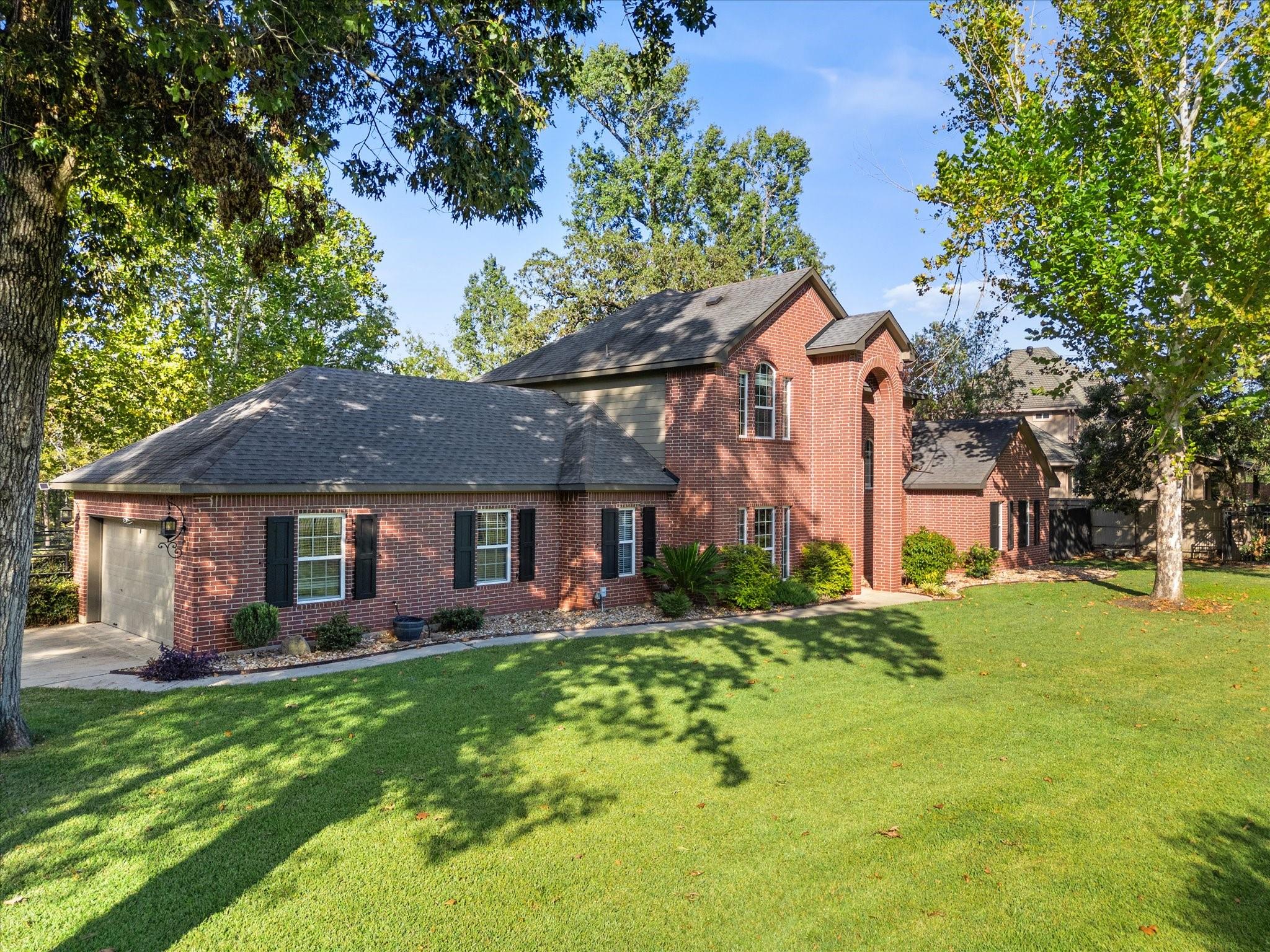 2403 Conastoga Court