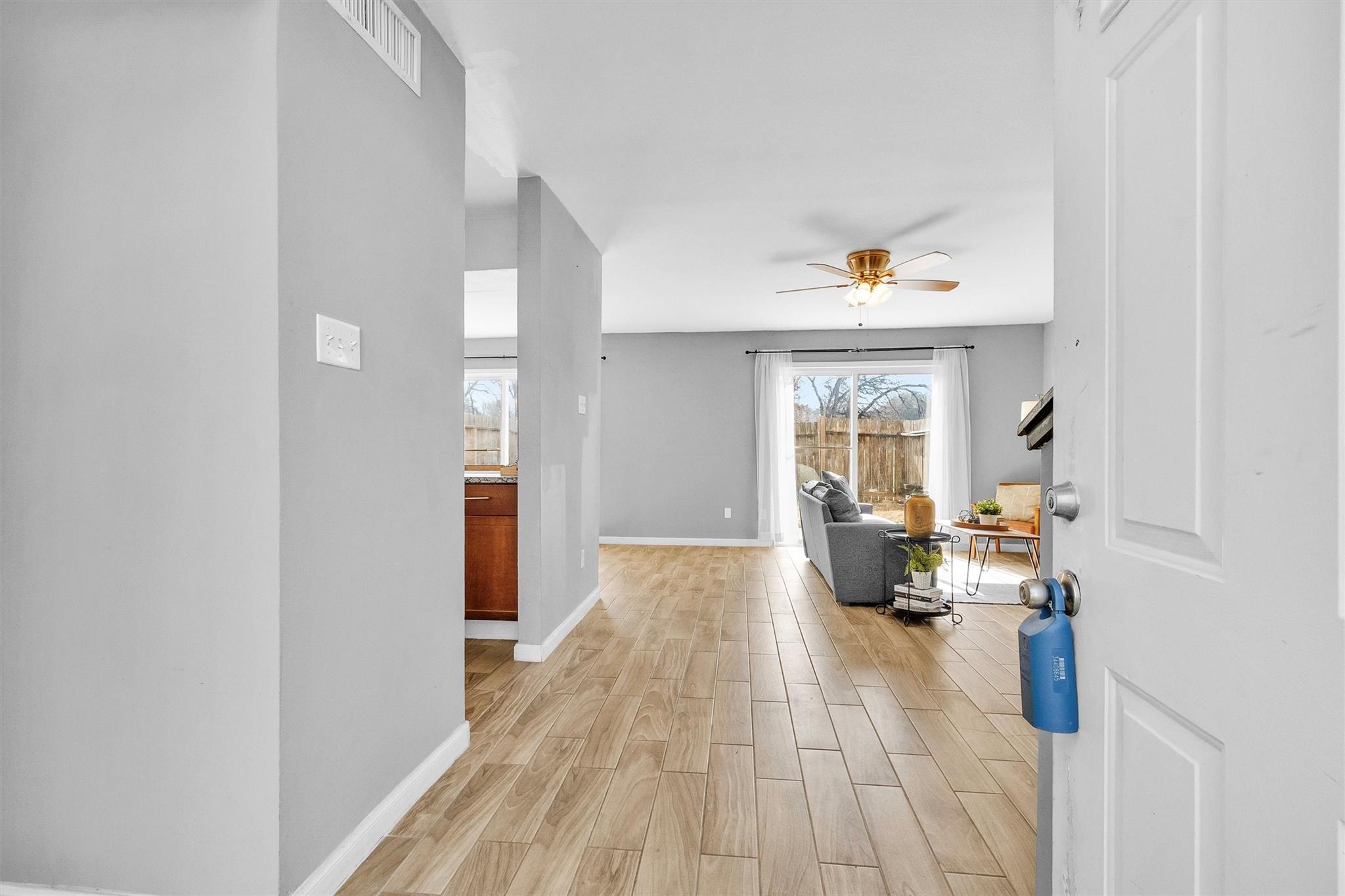 12243 Glenview Drive