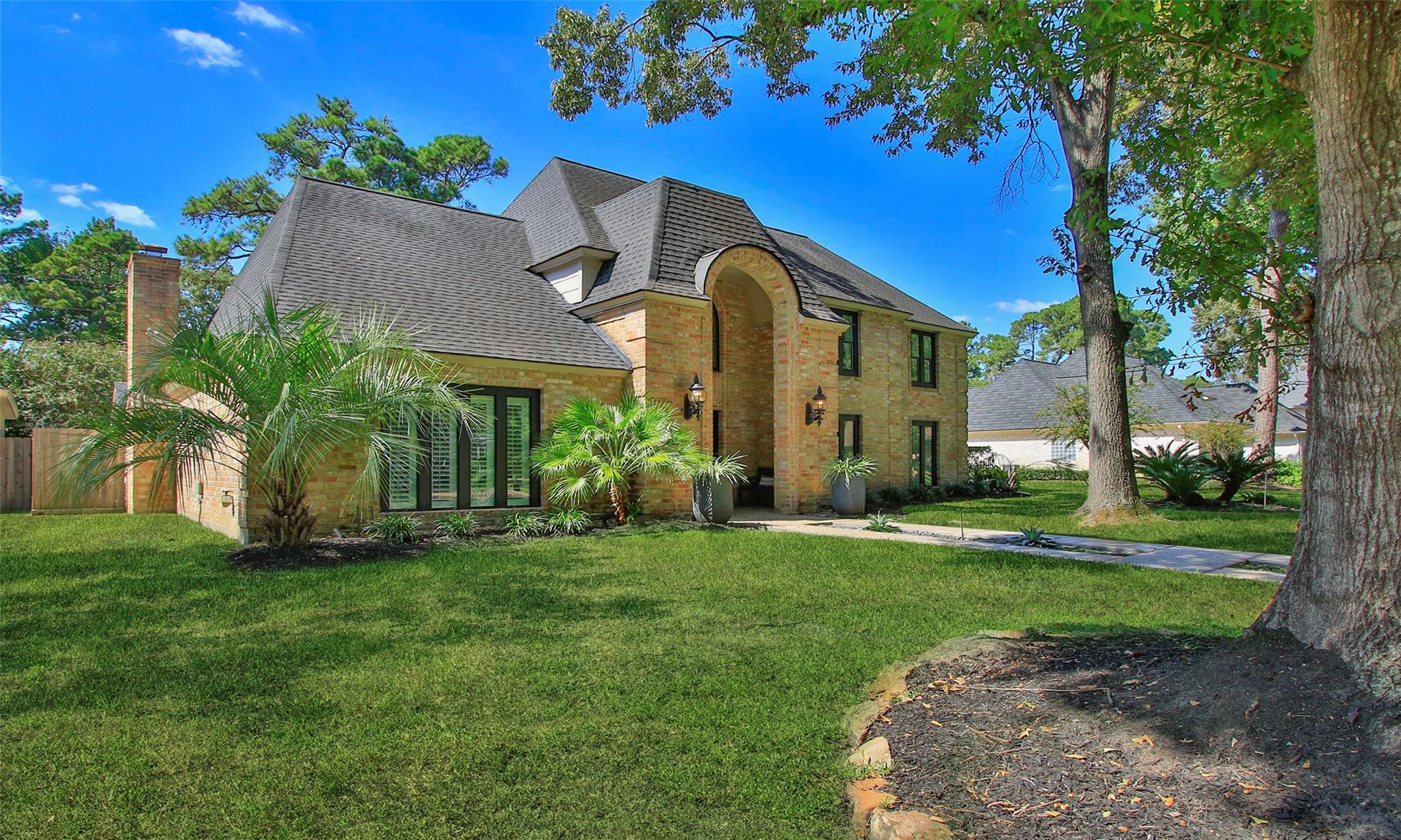 16123 Rudgewick Lane