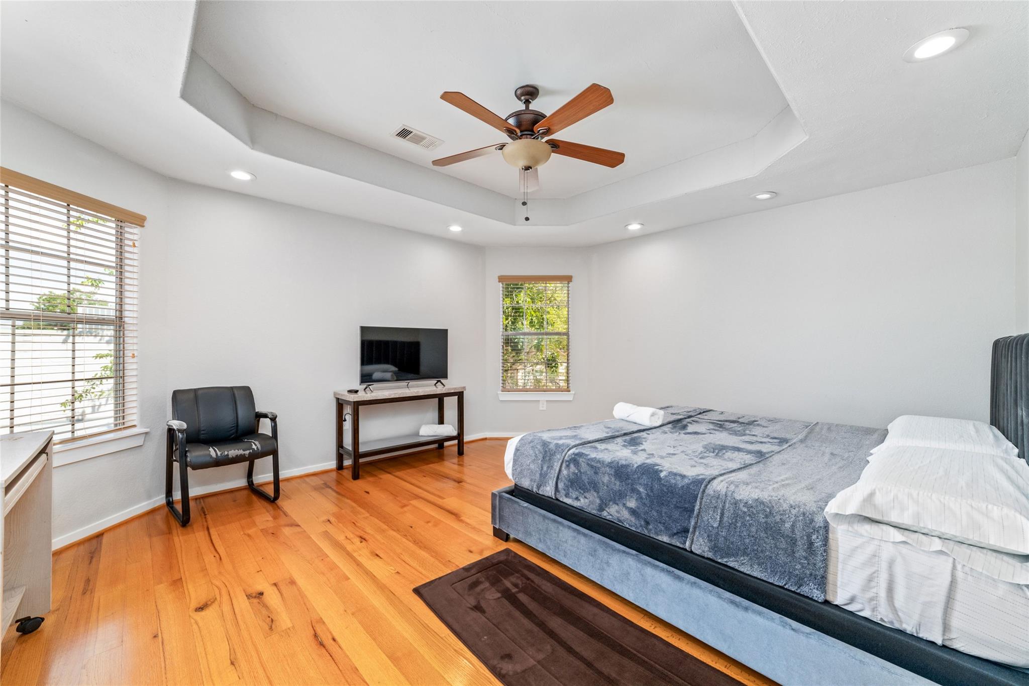 2426 Tackaberry Street