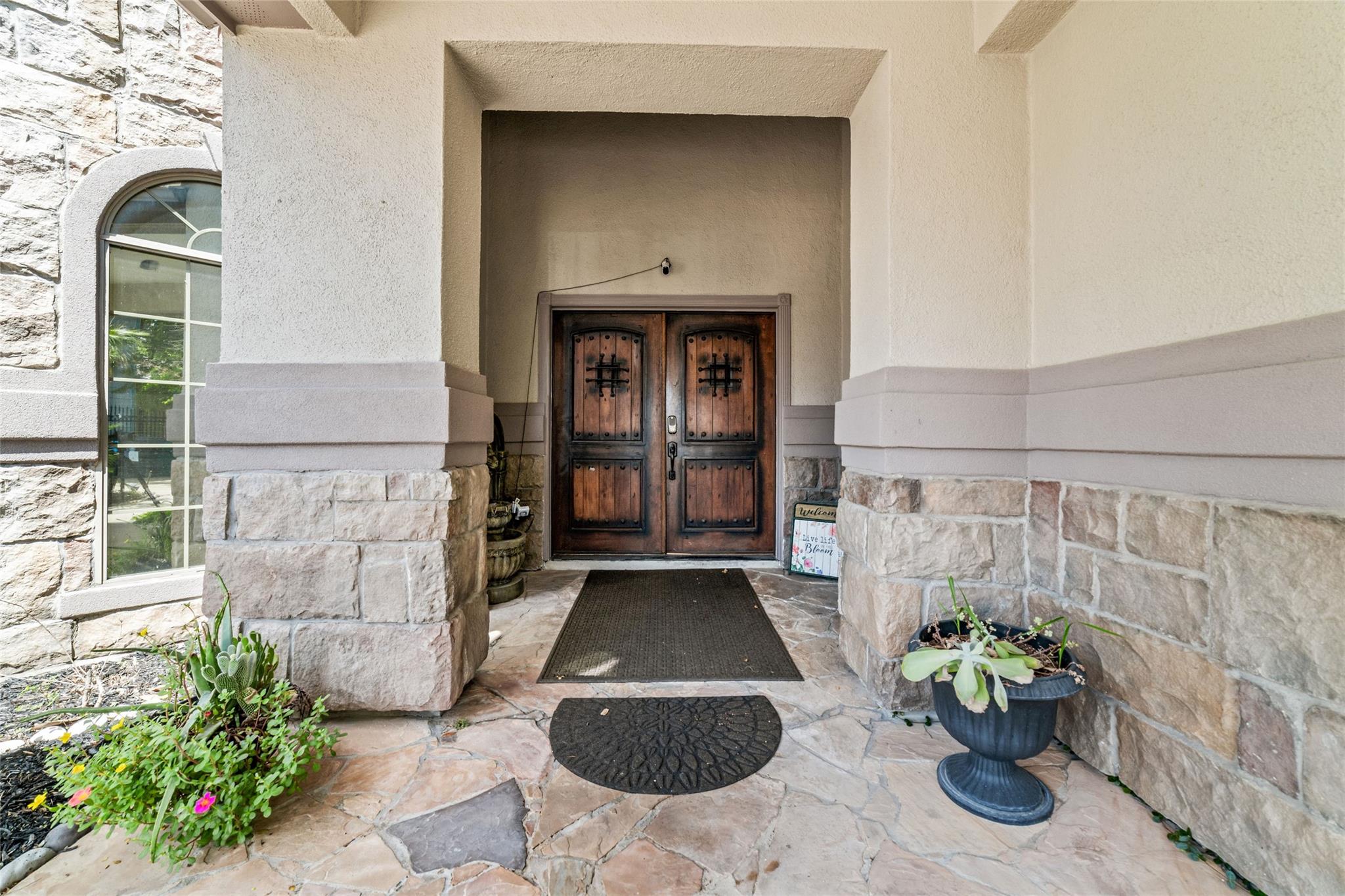 2426 Tackaberry Street