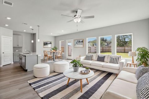 Photo of 2046 West Darlington Oak Court, Conroe, TX 77304 (MLS # 76700020)