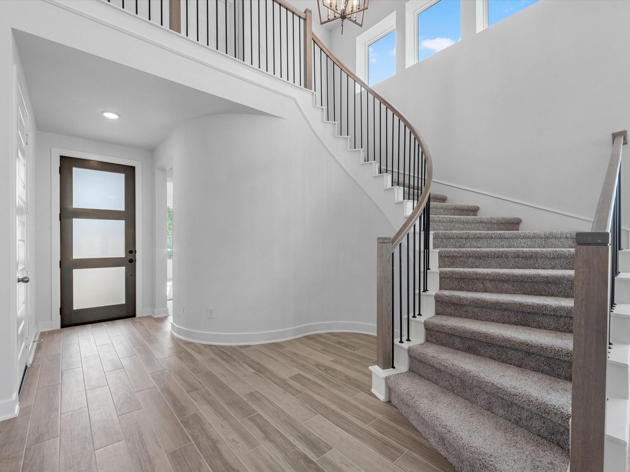 10934 Crescent Spring Drive