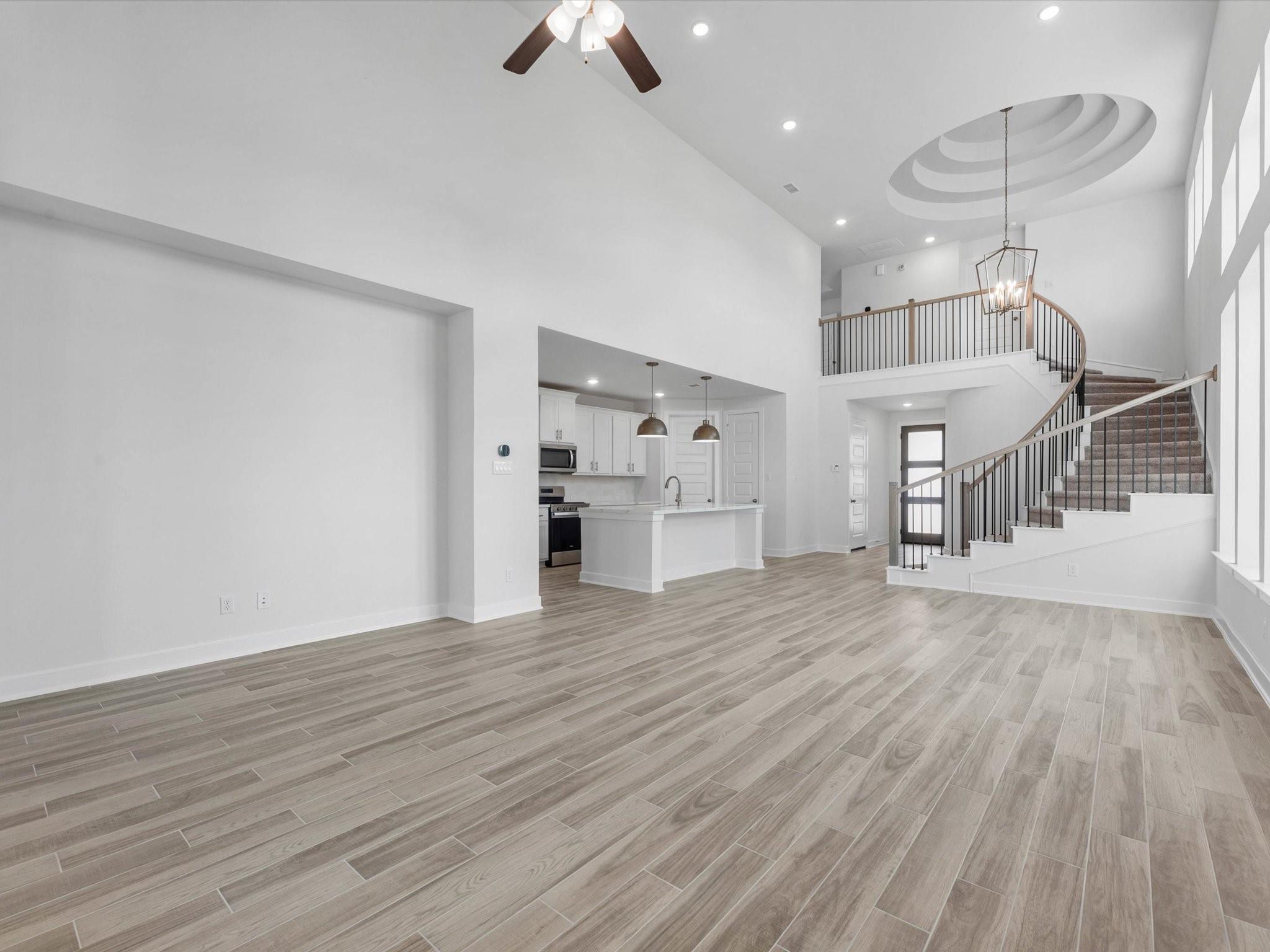 10934 Crescent Spring Drive